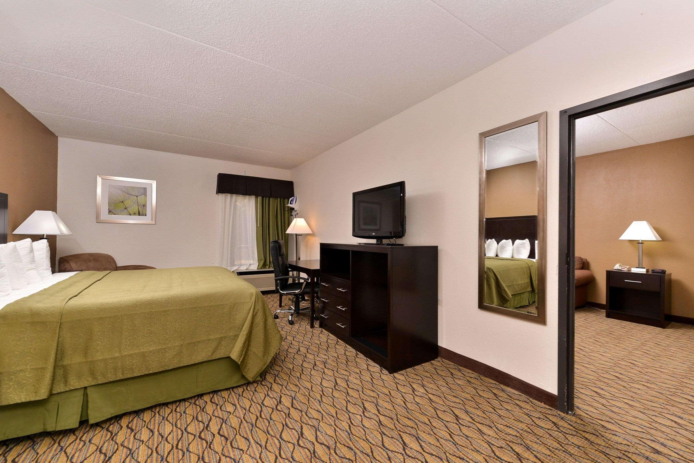 Quality Inn & Suites Matteson Near I-57 Dış mekan fotoğraf