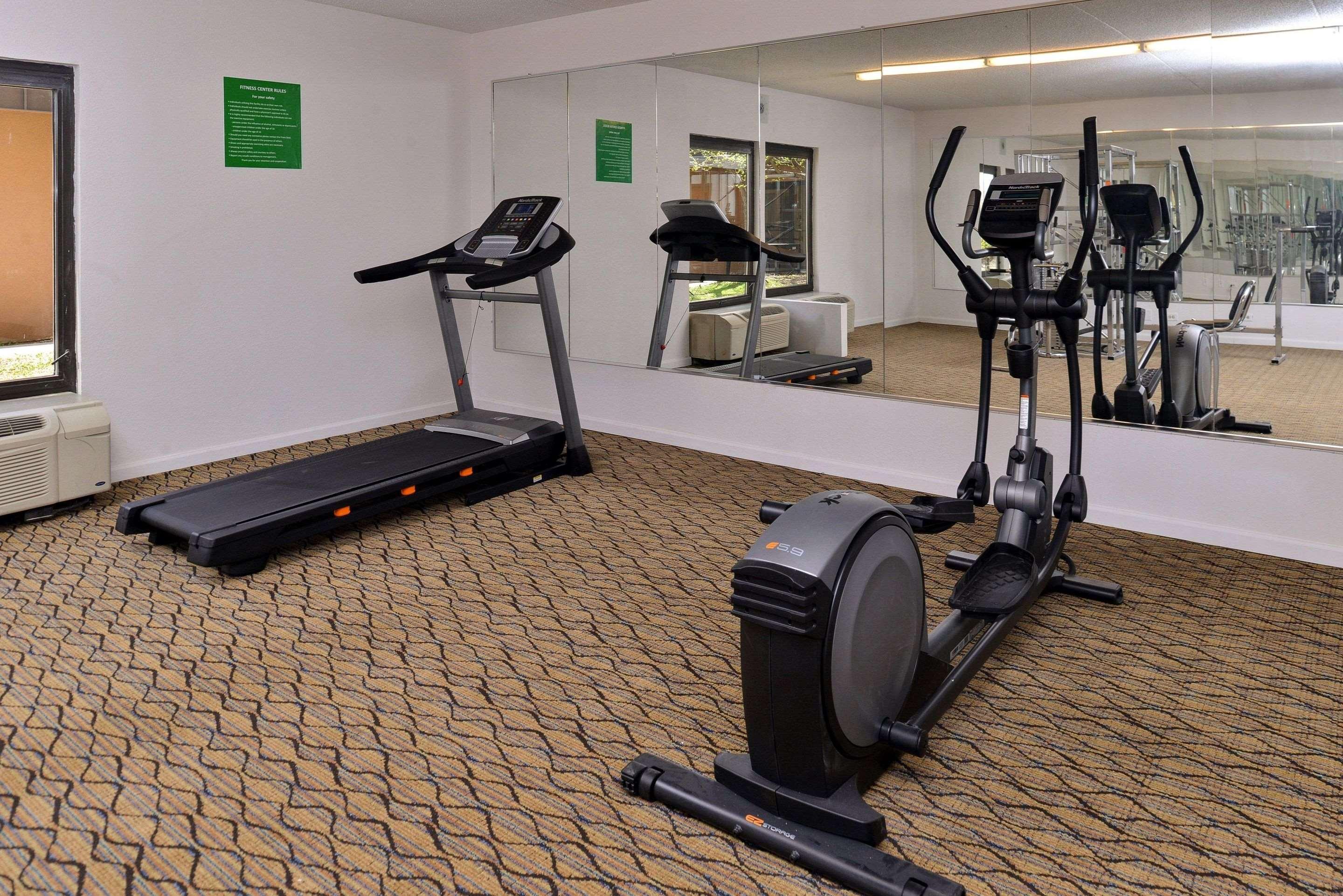 Quality Inn & Suites Matteson Near I-57 Dış mekan fotoğraf