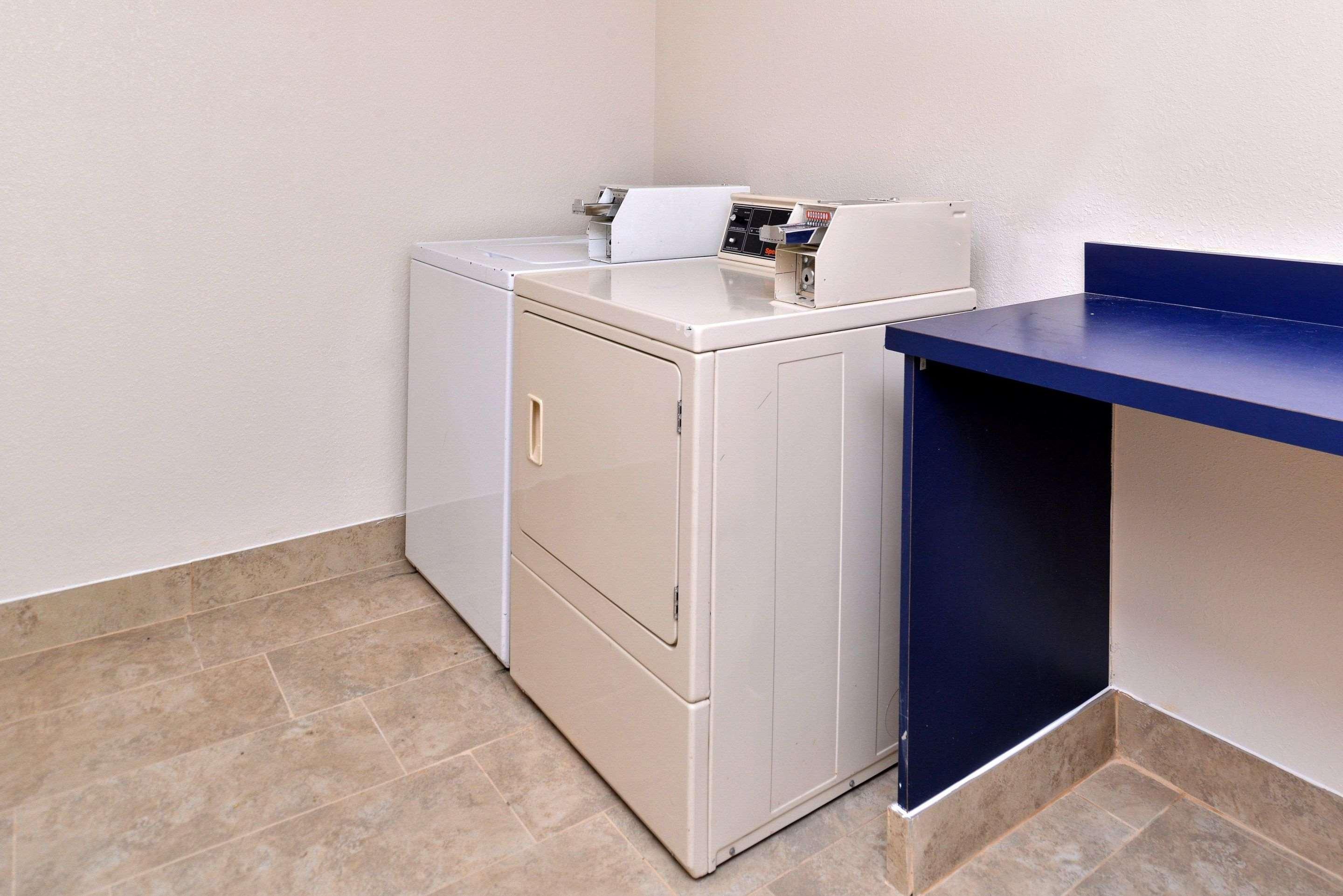 Quality Inn & Suites Matteson Near I-57 Dış mekan fotoğraf