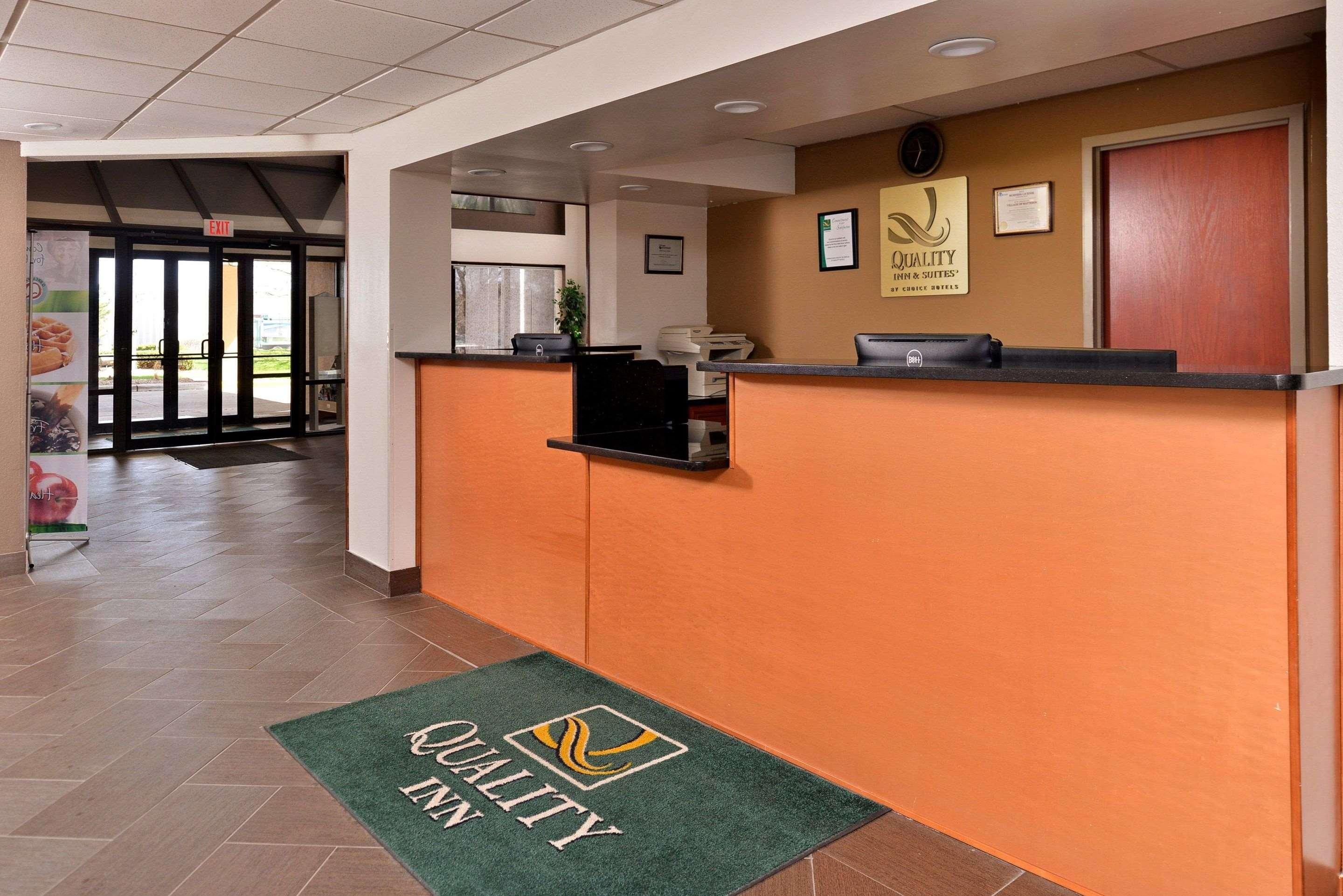 Quality Inn & Suites Matteson Near I-57 Dış mekan fotoğraf
